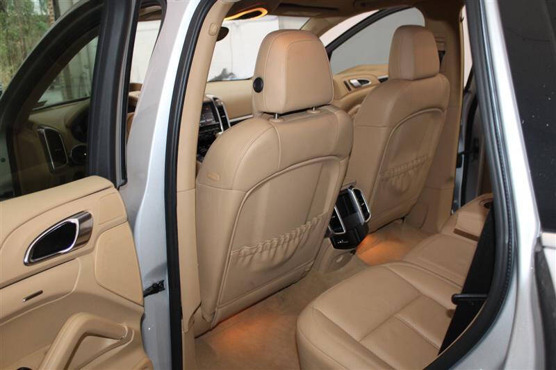 2012 Porsche Cayenne