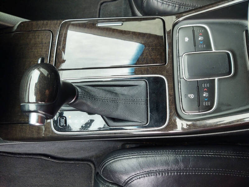 2014 Kia Cadenza Premium