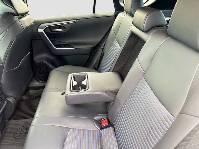 2025 Toyota RAV4 Hybrid XSE