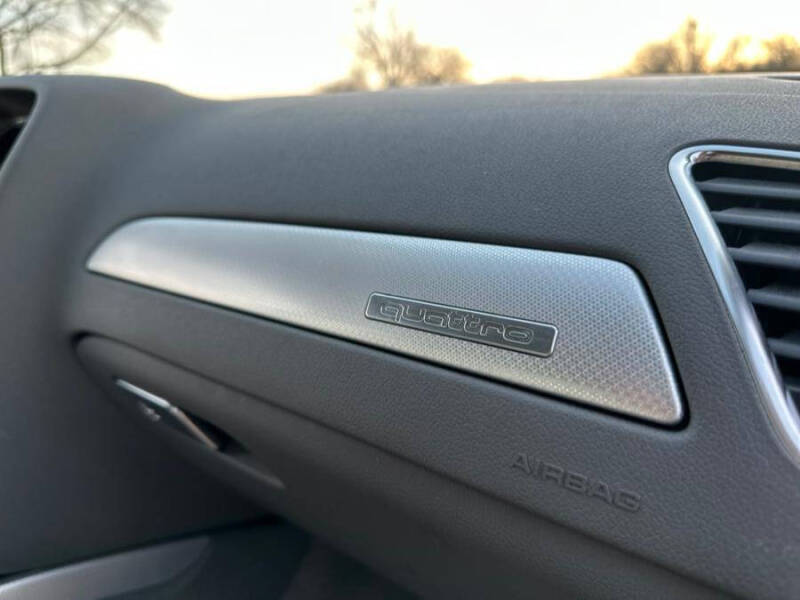 2010 Audi A4 2.0T quattro Premium Plus