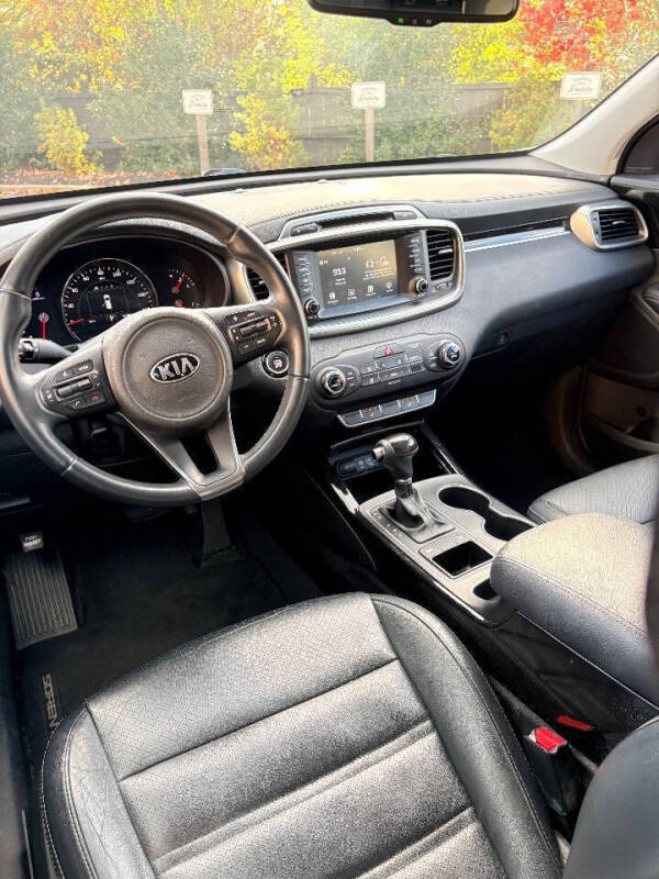 2017 Kia Sorento EX V6