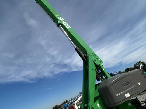 2014 Genie S-65 Boom / Manlift