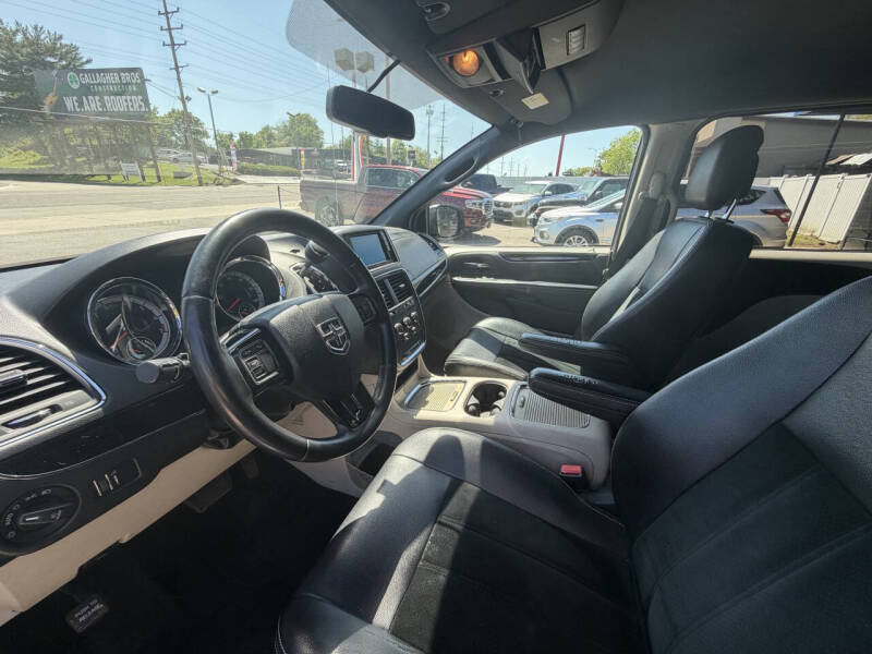 2017 Dodge Grand Caravan SXT