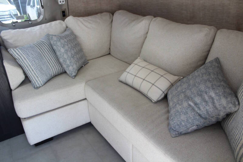 2022 Airstream Pottery Barn 28RB