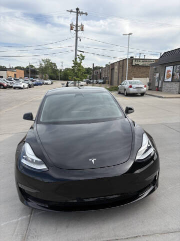 2020 Tesla Model 3 Long Range