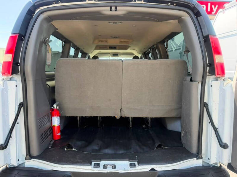 2016 Chevrolet Express LS 2500