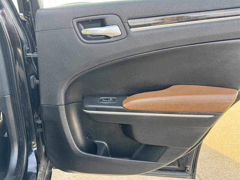 2018 Chrysler 300 Limited