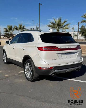 2016 Lincoln MKC Select