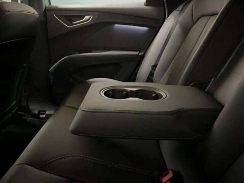 2024 Audi Q4 e-tron quattro Premium 55