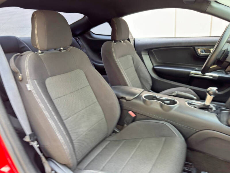 2015 Ford Mustang V6