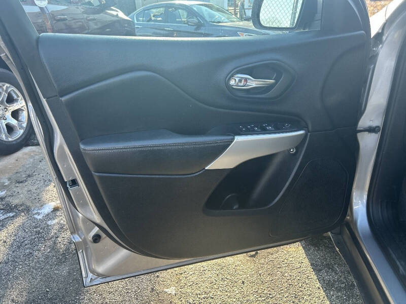 2018 Jeep Cherokee Latitude Plus