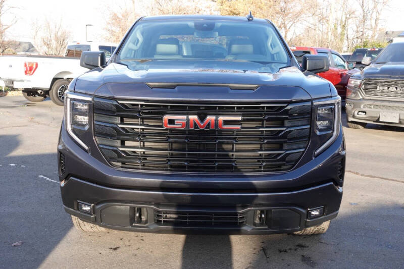 2024 GMC Sierra 1500 Elevation Standard