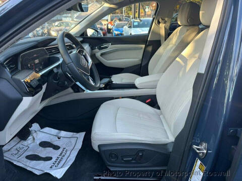 2024 Audi Q8 e-tron quattro Premium