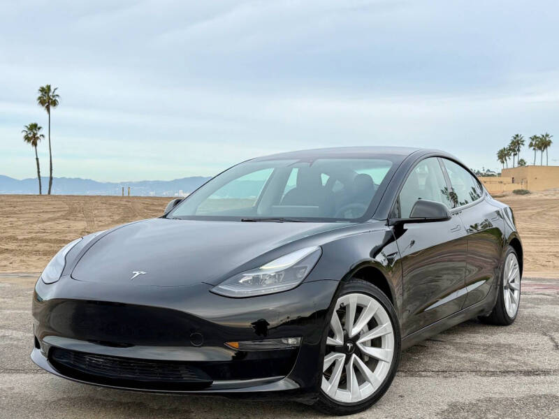 2023 Tesla Model 3 Base's photo