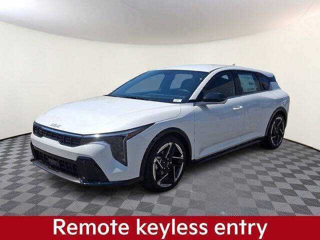 2026 Kia K4 Hatchback
