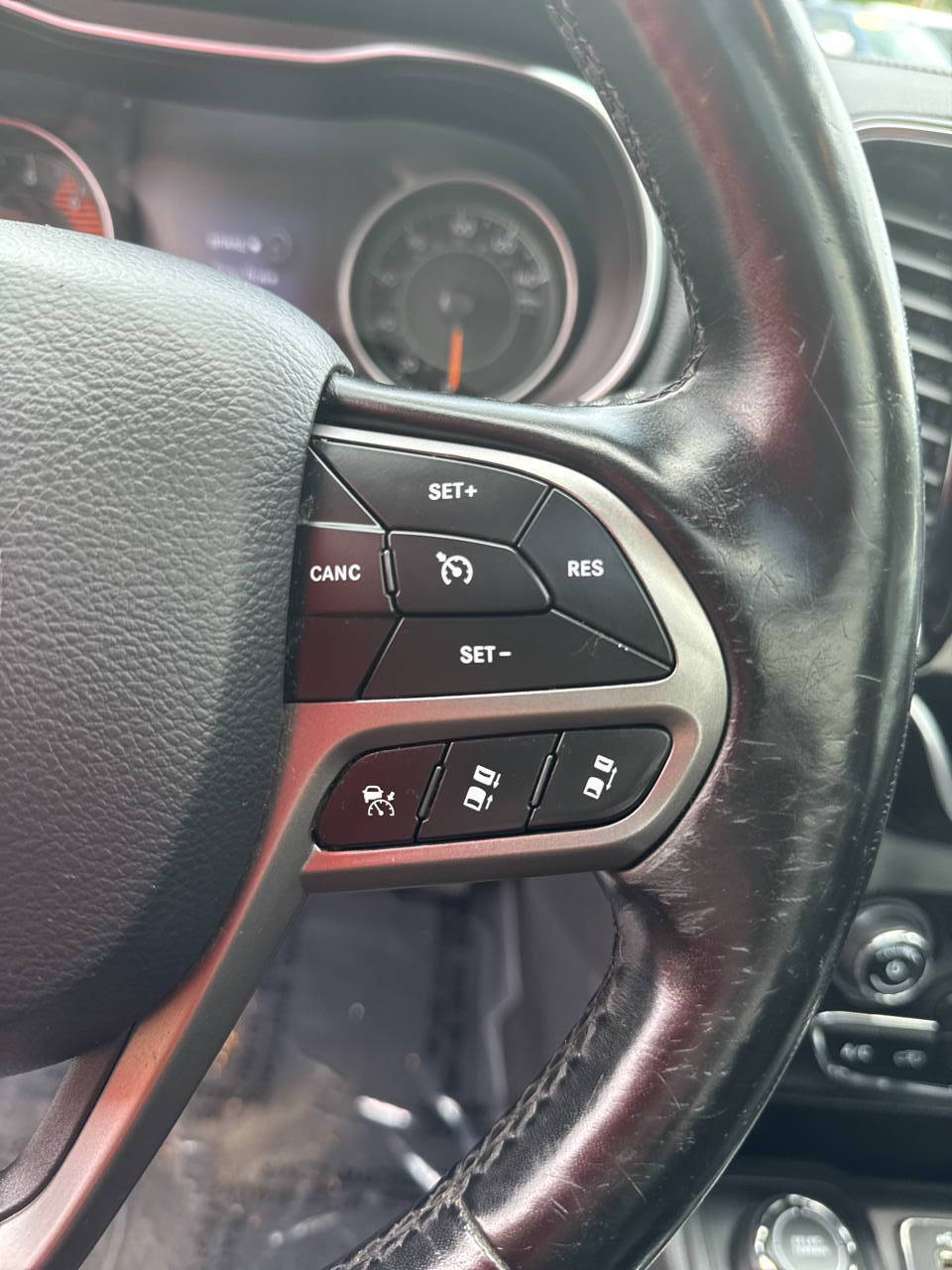 used 2020 Jeep Cherokee car, priced at $19,499