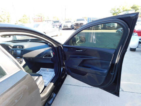 2017 Jaguar XE 25t Premium