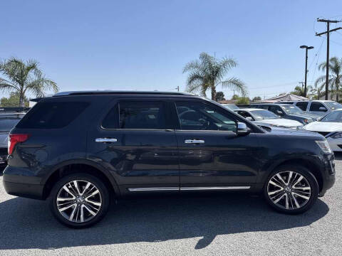 2017 Ford Explorer Platinum