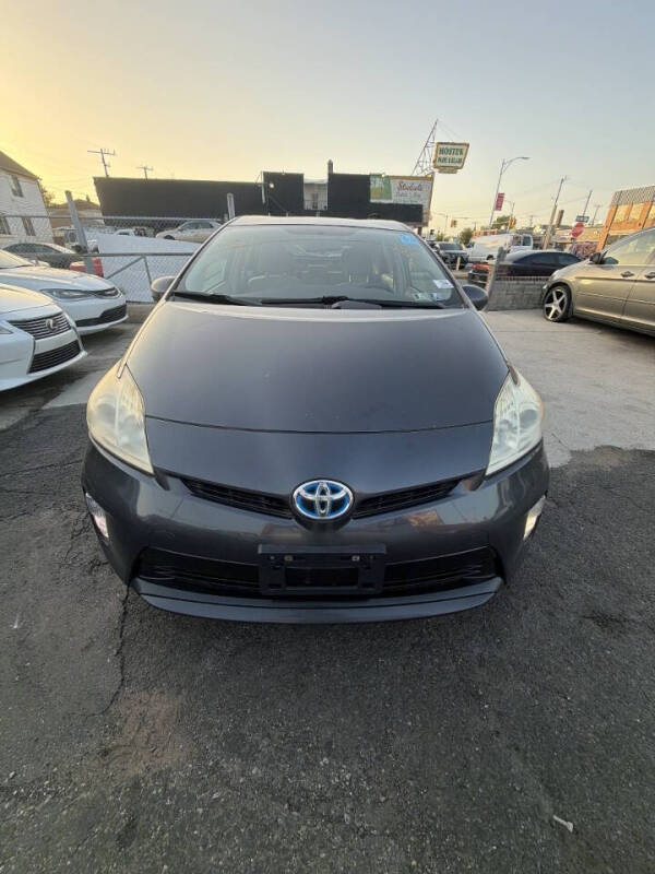 2013 Toyota Prius Three