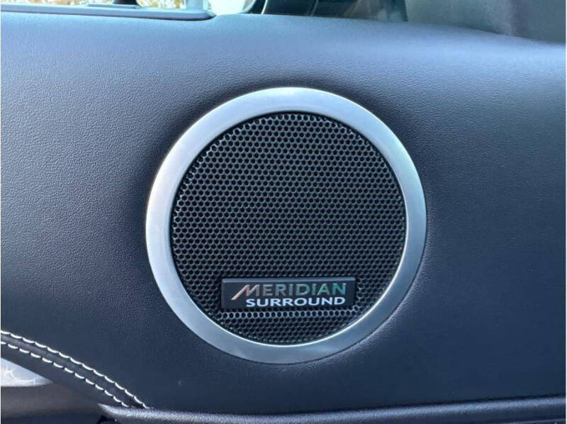 2017 Land Rover Discovery First Edition