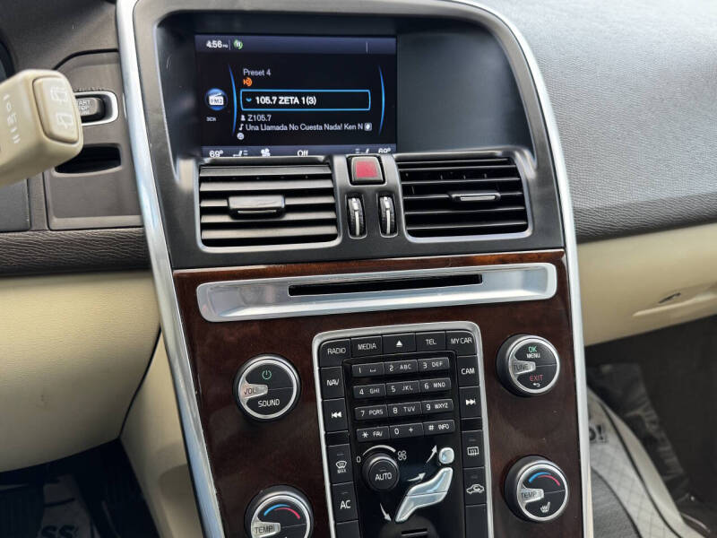 2012 Volvo XC60 3.2 Premier