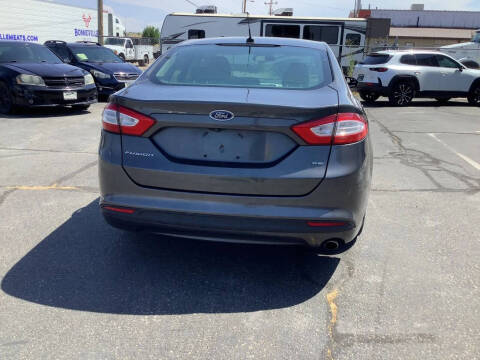 2016 Ford Fusion SE