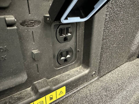 2023 Ford F-150 Lightning XLT