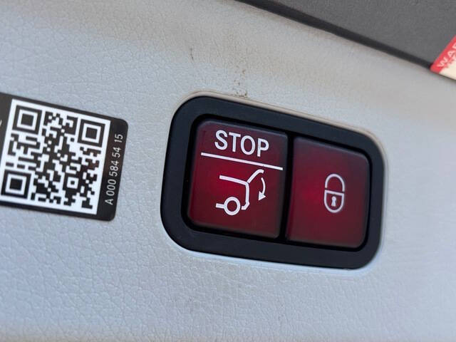 2023 Mercedes-Benz EQE 21