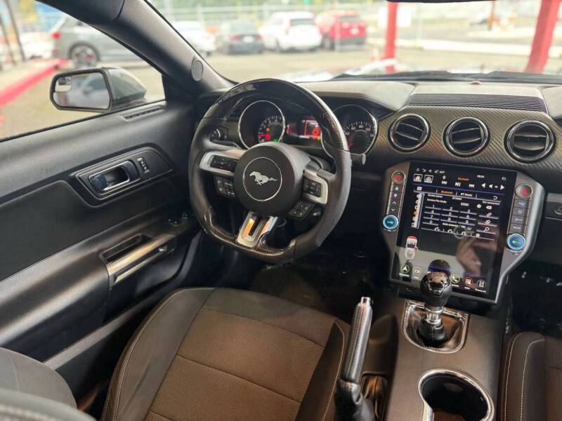 2015 Ford Mustang V6