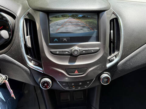 2017 Chevrolet Cruze LT Auto