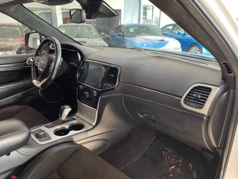 2019 Jeep Grand Cherokee SRT