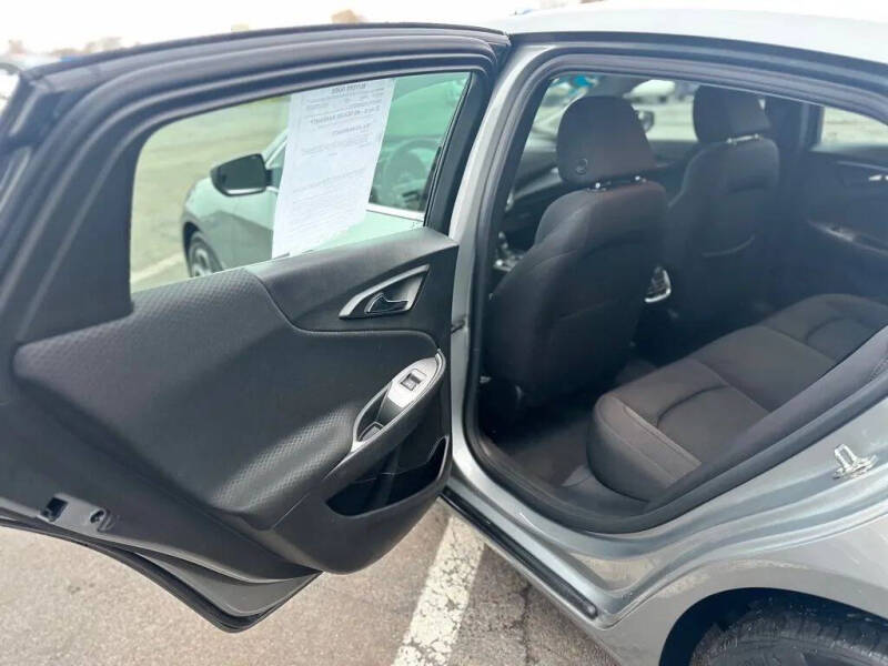 2023 Chevrolet Malibu LT