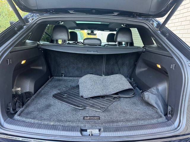 2022 Volkswagen Atlas Cross Sport V6 SEL Premium R-Line 4Motion