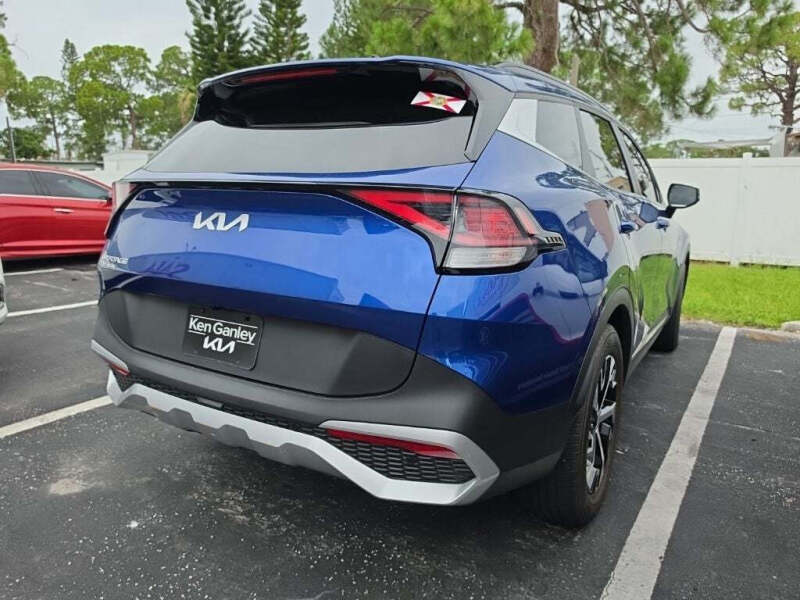 2025 Kia Sportage EX