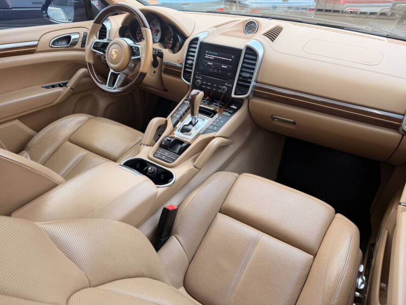 2017 Porsche Cayenne S