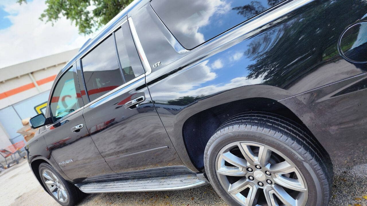 2015 Chevrolet Suburban  - $19,900