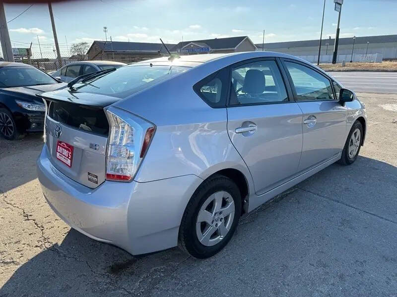 2010 Toyota Prius III