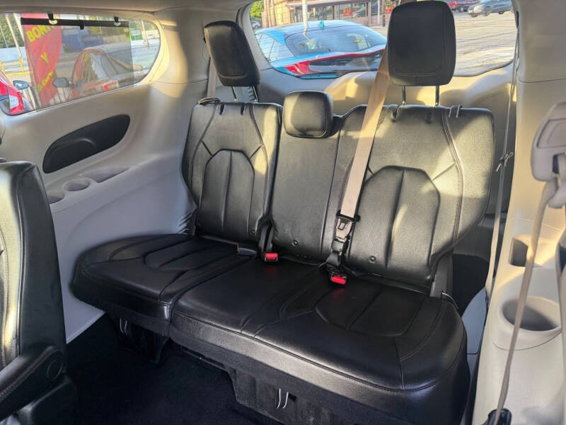 2019 Chrysler Pacifica Touring L