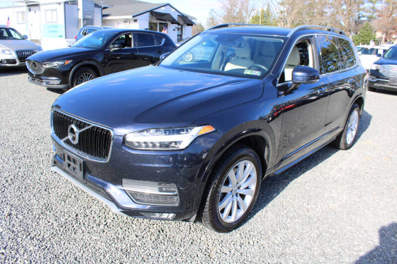 2016 Volvo XC90 T6 Momentum