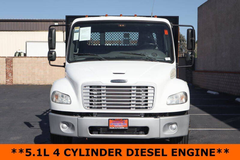 2019 Freightliner M2 106