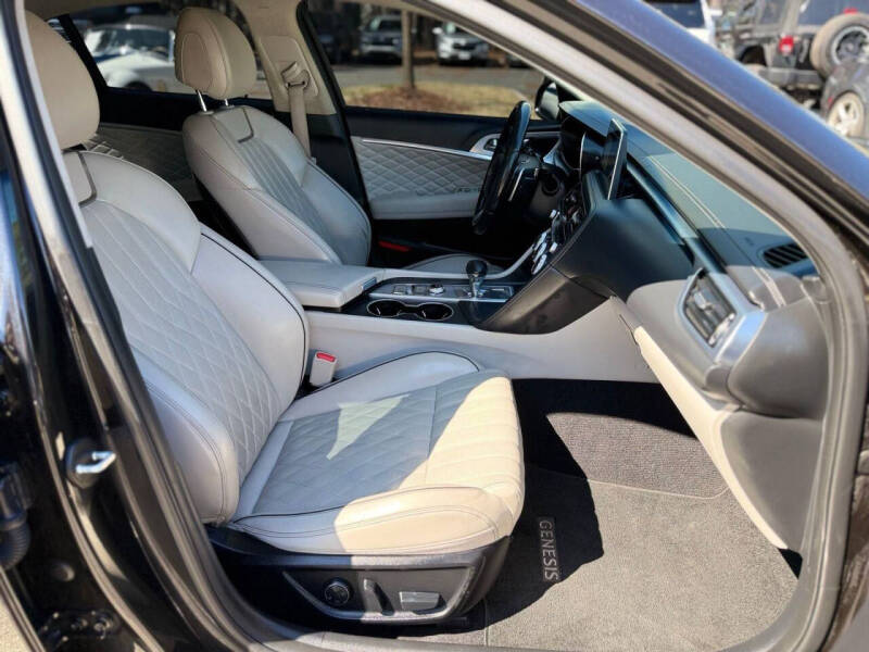 2019 Genesis G70
