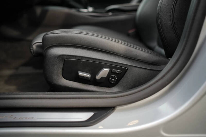 2019 BMW 5 Series 530i