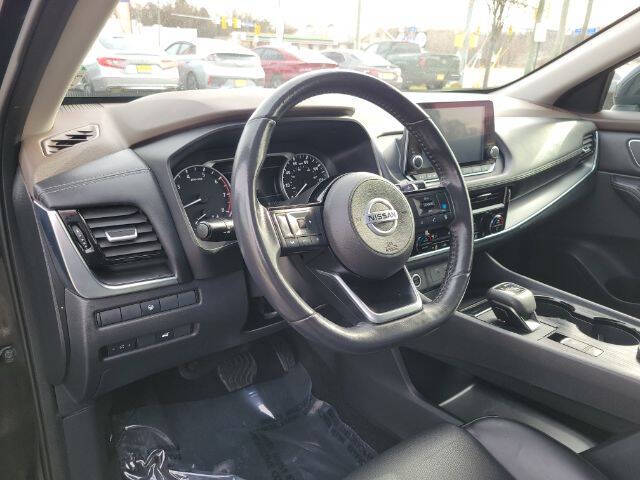 2021 Nissan Rogue SV