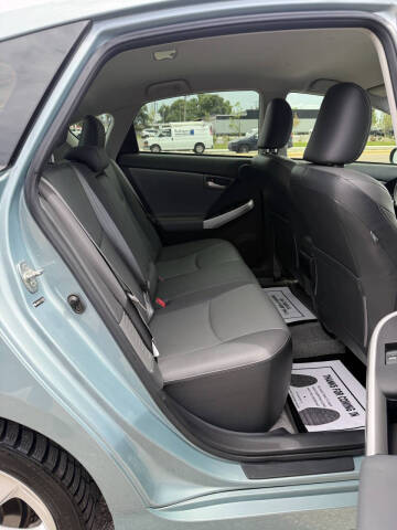 2012 Toyota Prius Two