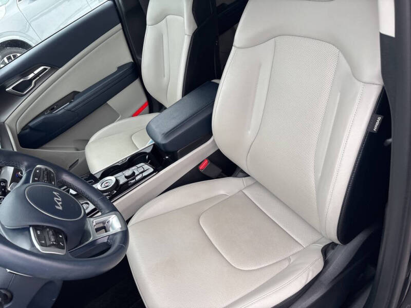 2023 Kia Sportage Hybrid EX