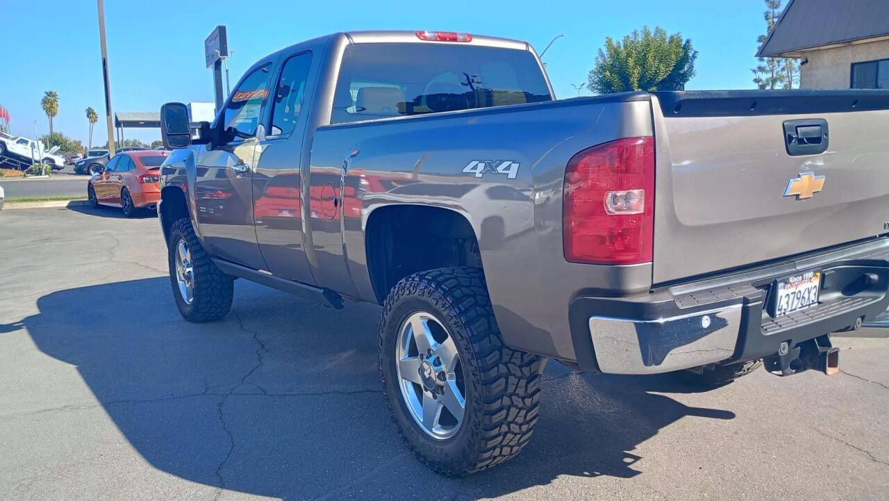 2011 Chevrolet Silverado 2500HD for sale at Auto Plaza in Fresno, CA