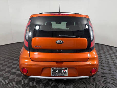 2018 Kia Soul +