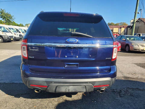 2011 Ford Explorer XLT