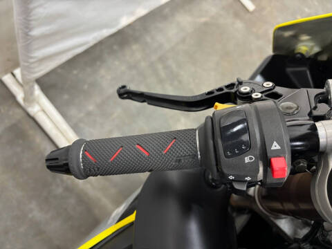 2005 Suzuki GSX-R 1000