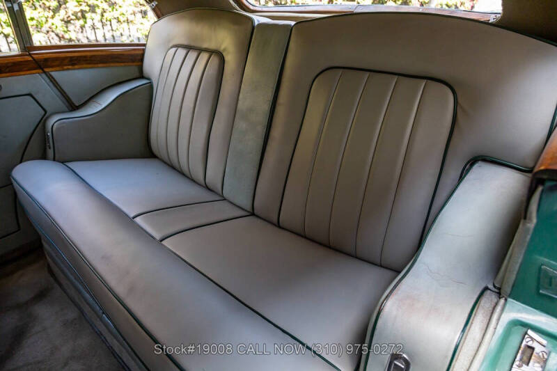 1951 Rolls-Royce Silver Wraith